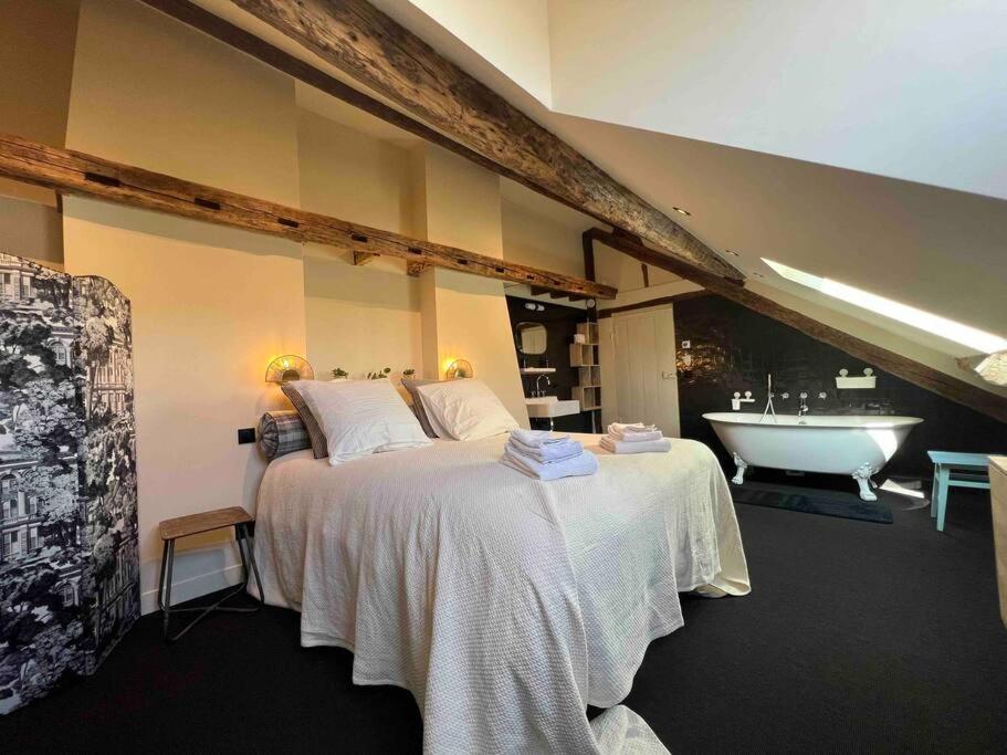 Suite Versailles Quartier Saint-Louis 6 Personnes Exterior foto